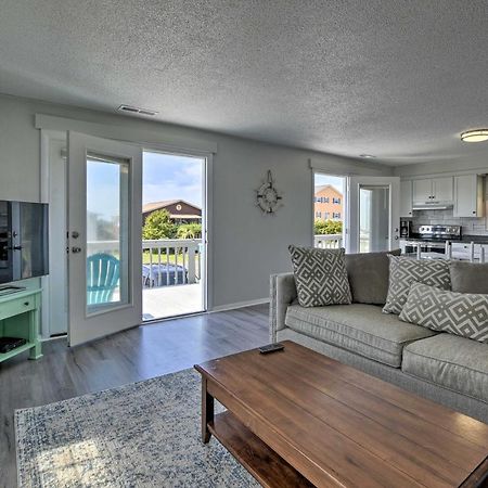 Oak Island Beach Abode With Deck Walk To Shore! ภายนอก รูปภาพ